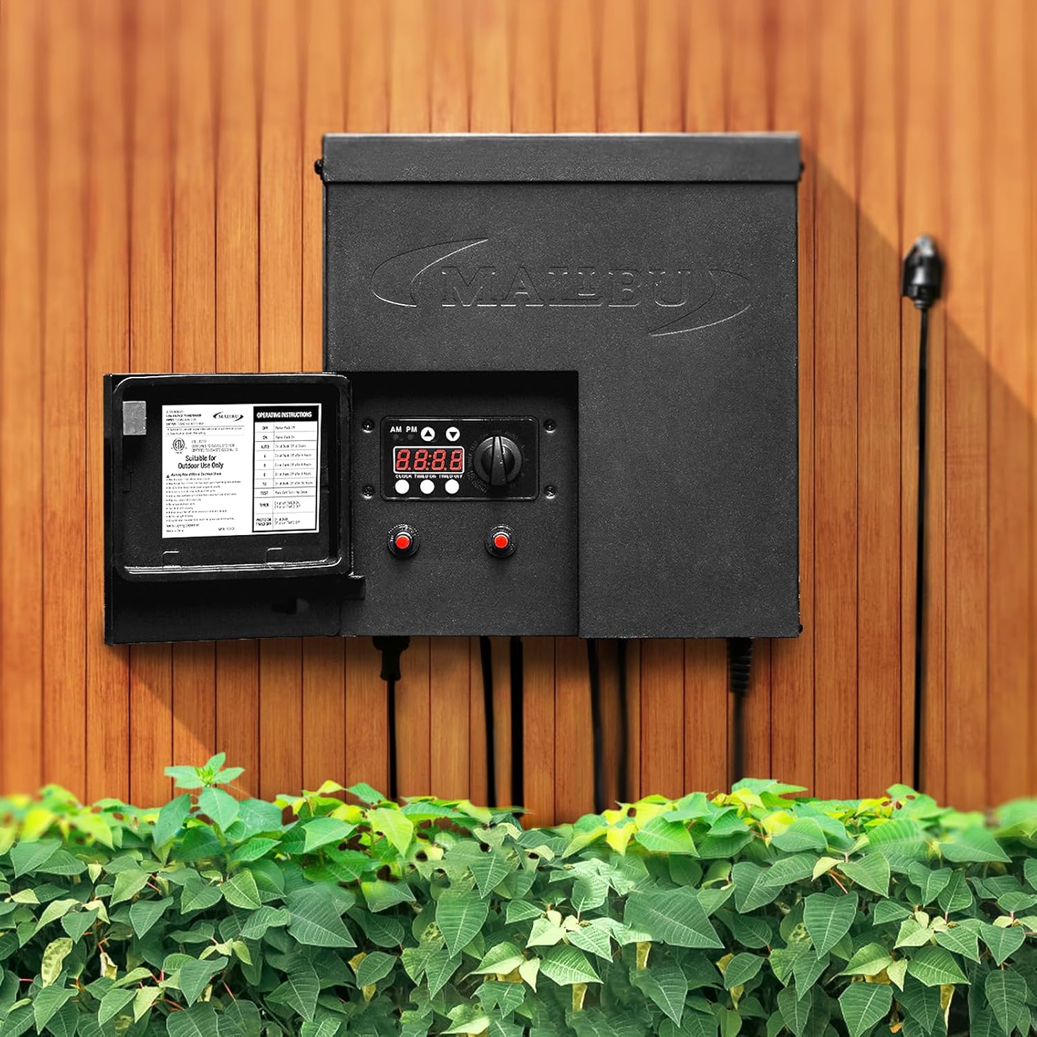 600W low-voltage transformer, outdoor landscape lighting transformer, 120V AC to 12V AC conversion, equipped with sensor and rain cover, suitable for garden LED lighting, spotlights, sidewalk lights