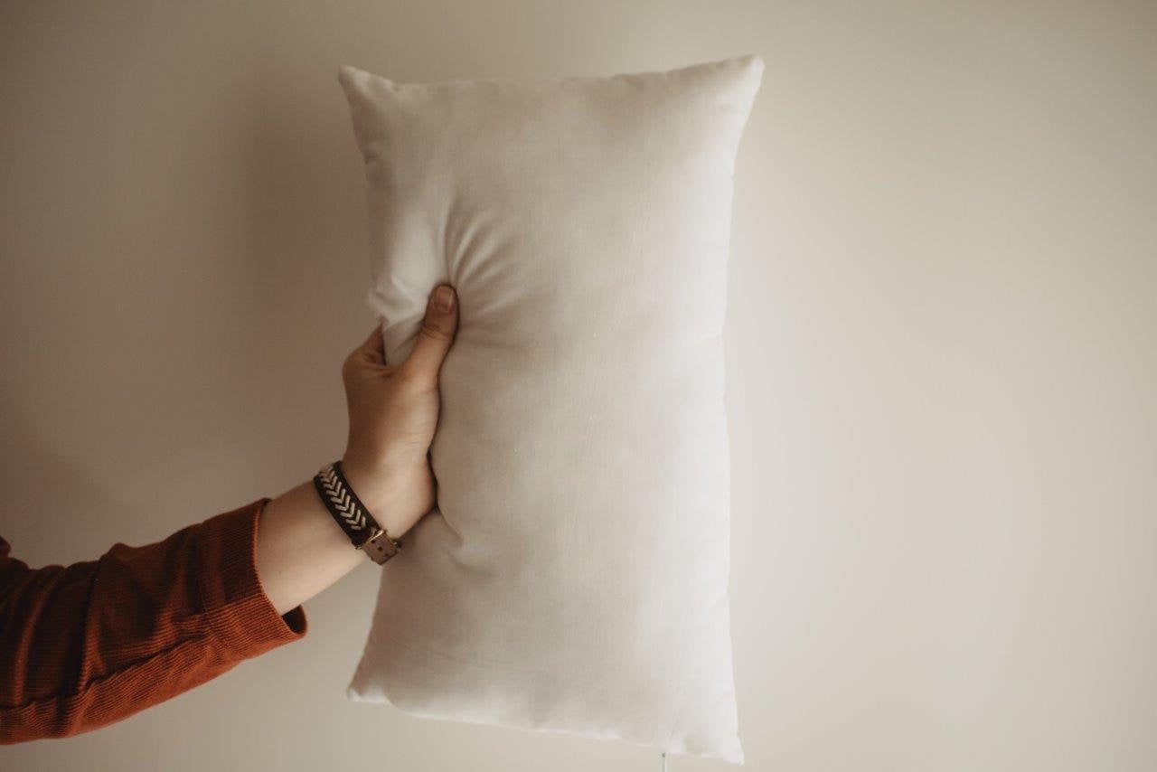 14×10 or 10×14 | Indoor Outdoor Hypoallergenic Polyester Pillow Economical Insert