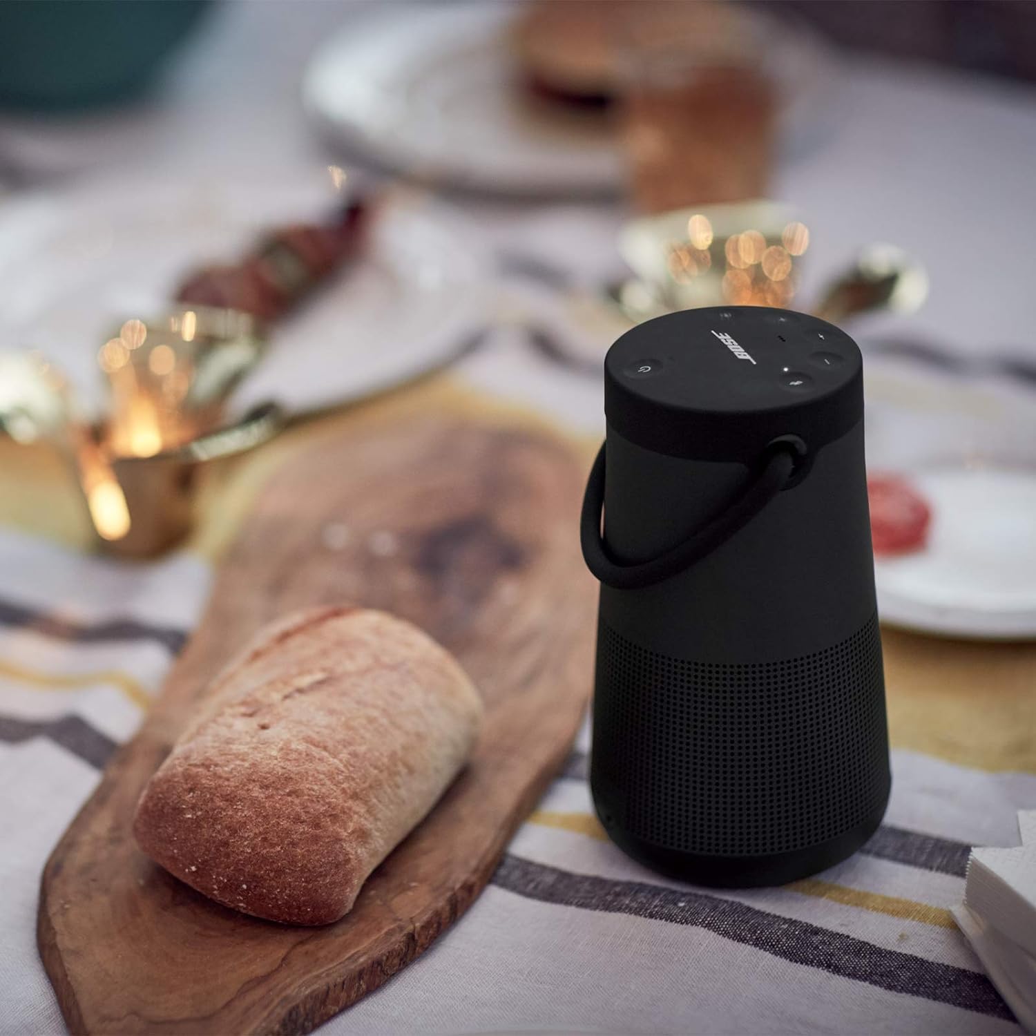 Bluetooth speaker, portable speaker with microphone, wireless and waterproof, 360-degree omnidirectional sound output, long-lasting battery and handle, silver appearance