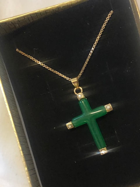 14K Solid Gold with Authentic Jade Stone. cross 18′ chain