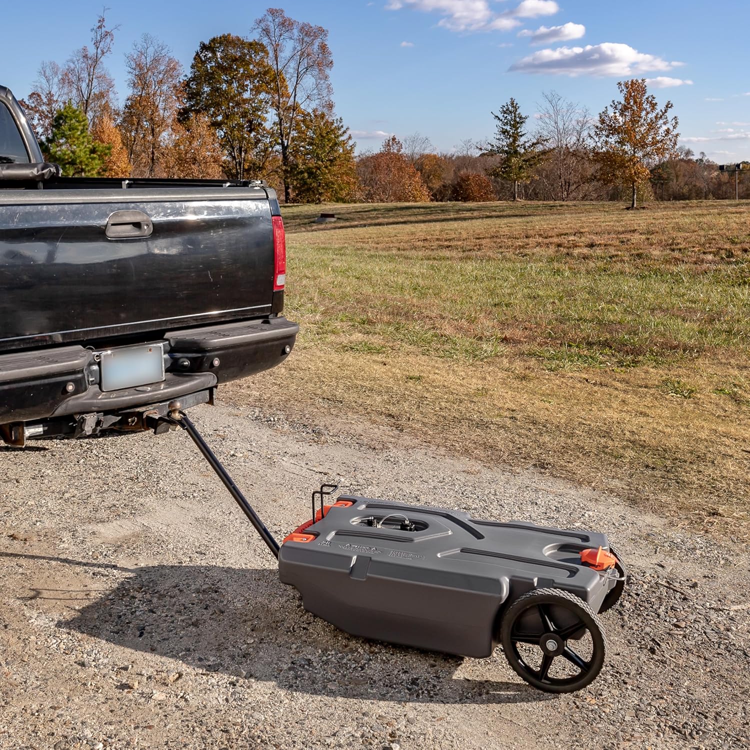 28-gallon portable camping vehicle/rv travel tank | Equipped with 2 controllable non-flat-front wheels and built-in valve | Includes detachable 24-inch tow bar, 3-foot sewage hose and other RV accessories