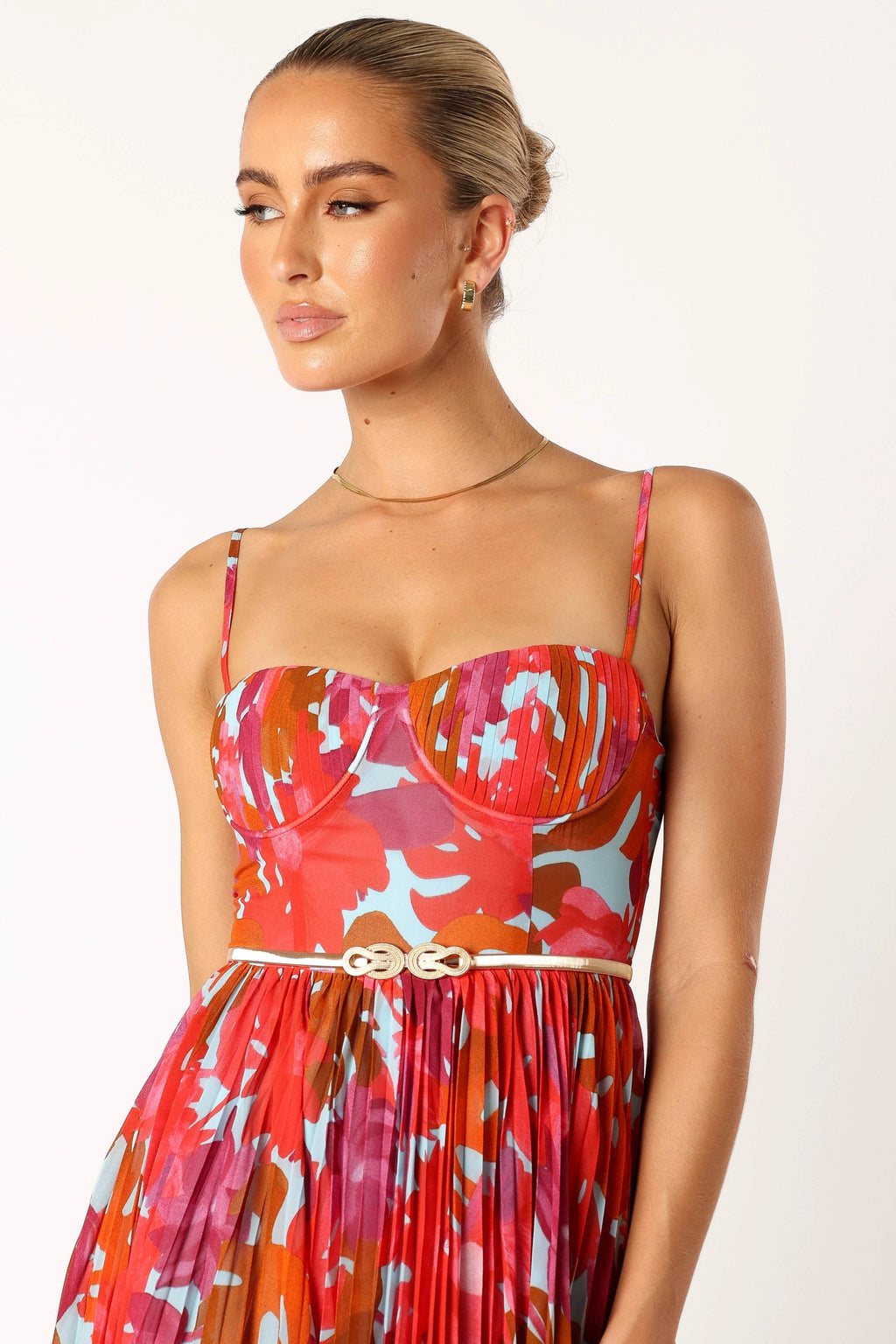 Elasticized Metal Statement Belt